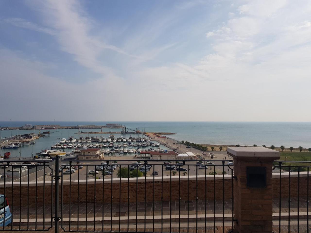 Residenza Lumiere Villa Термоли Екстериор снимка